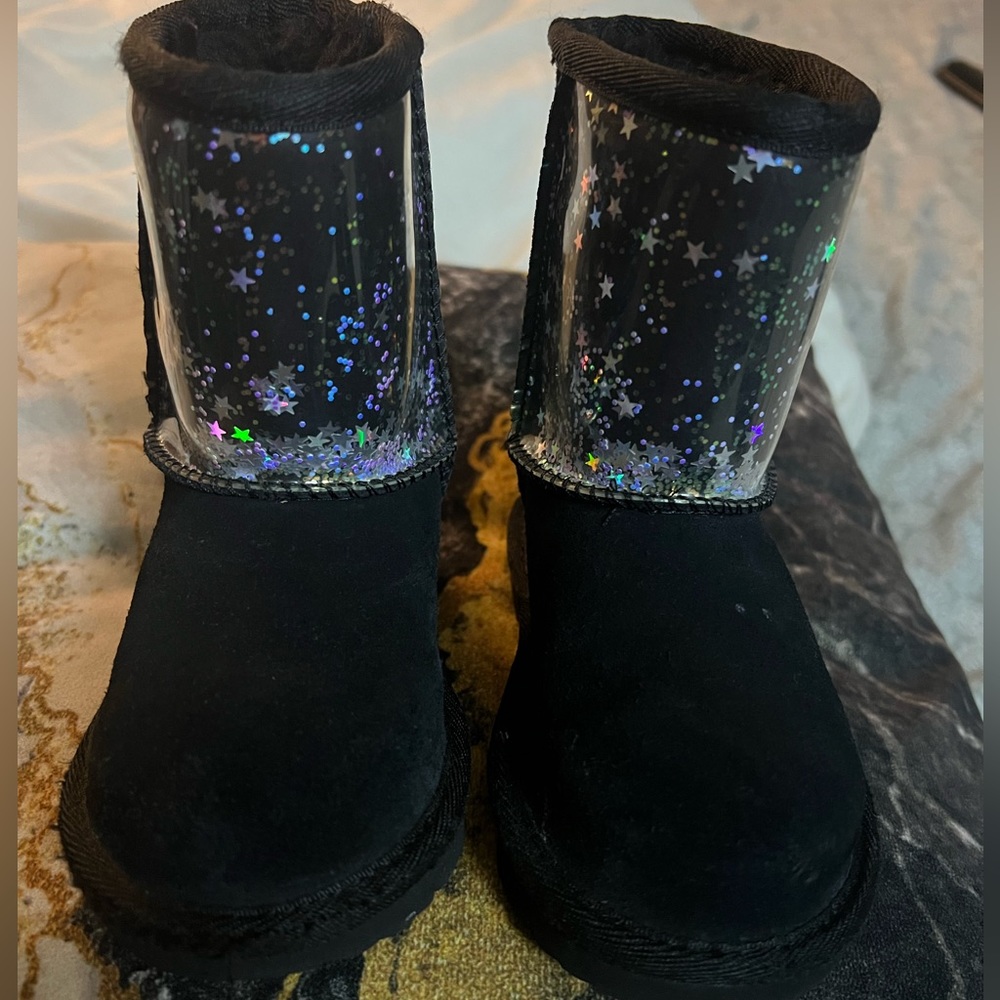 7c girl Ugg boots